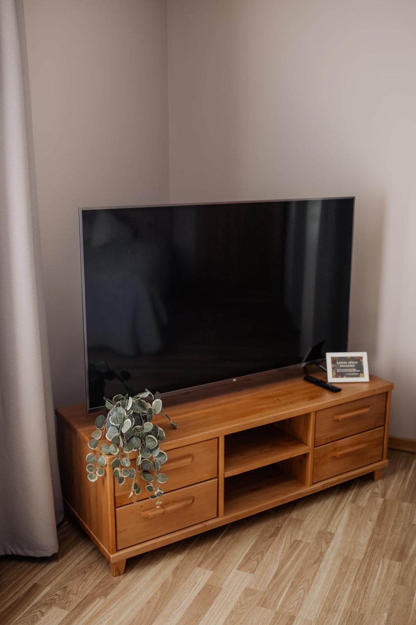 Saules Iela 2A Aparthotel Saldus Kültér fotó