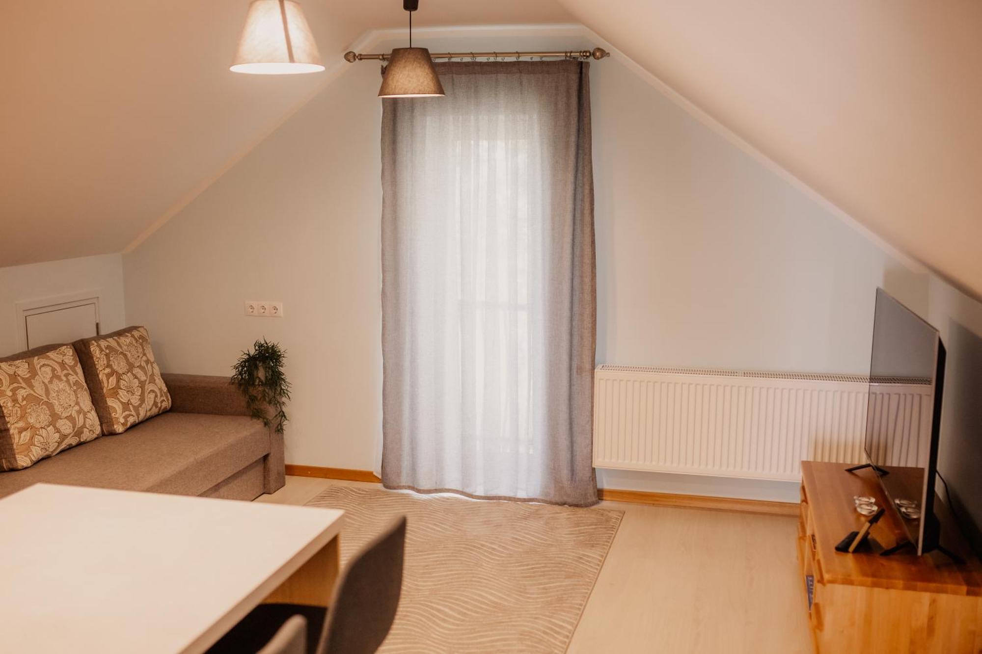 Saules Iela 2A Aparthotel Saldus Szoba fotó